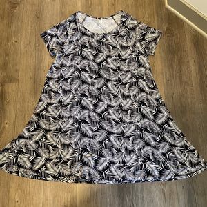Old Navy palm swing dress